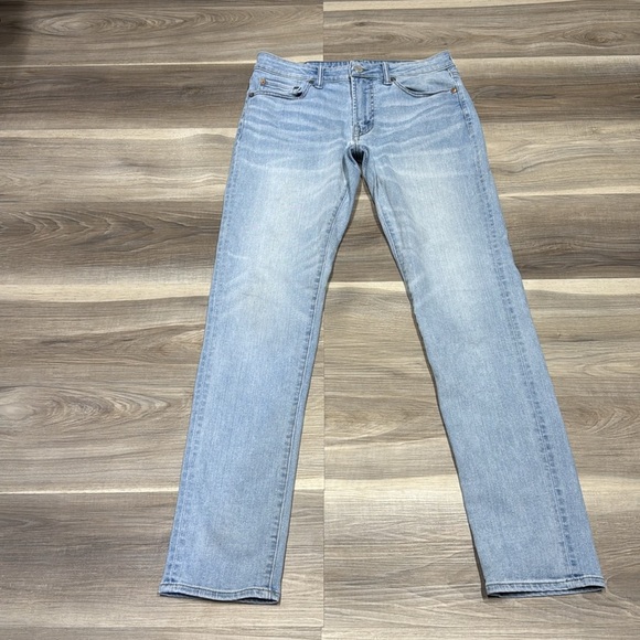 American Eagle slim Light Blue Denim Jeans size 30 - Picture 3 of 11